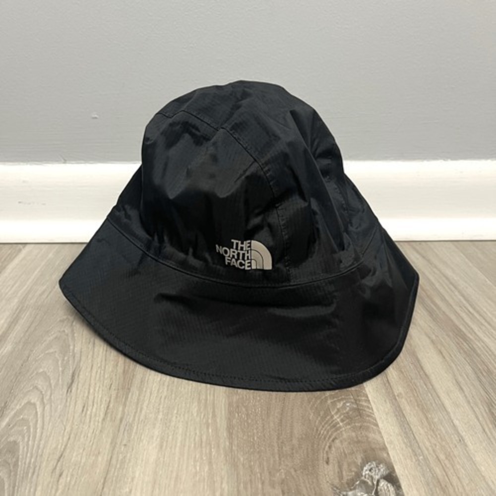 The North Face Bucket Hat Women's OS Black RipStop Nylon Windbreaker